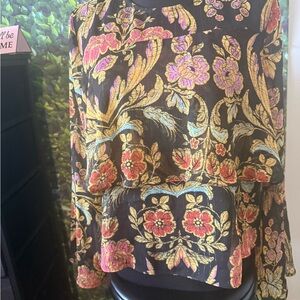 Women's Black Floral Metallic Accent Blouse p77